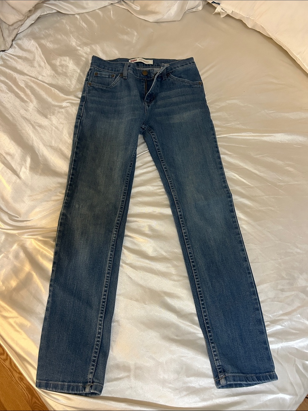 Levi's Women's Skinny Jeans in Dark Blue Wash